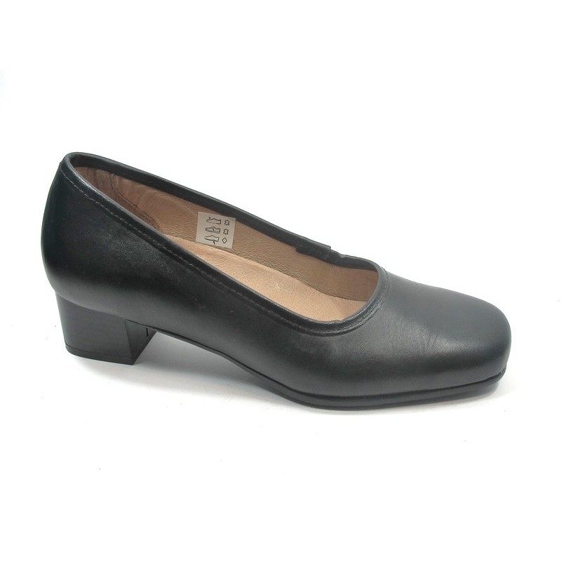 Chaussures de cuisine noires ou blanches pas cher à 26,40€HT LISAVET -  LISAVET